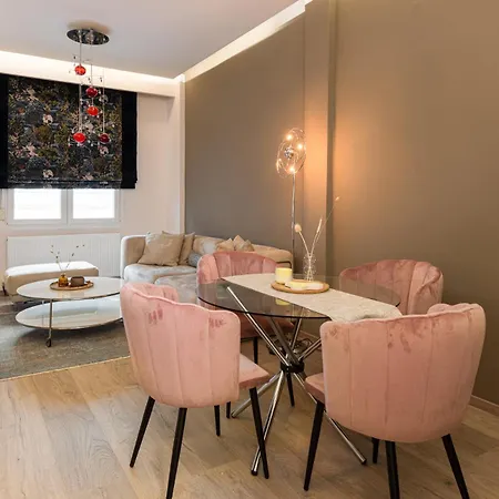 The Fluffy Rooster, #feelslikehome Apartmán Soluň
